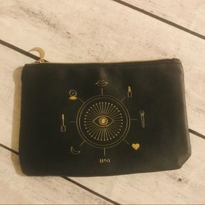 🔥new IPSY cosmetic case/  bag